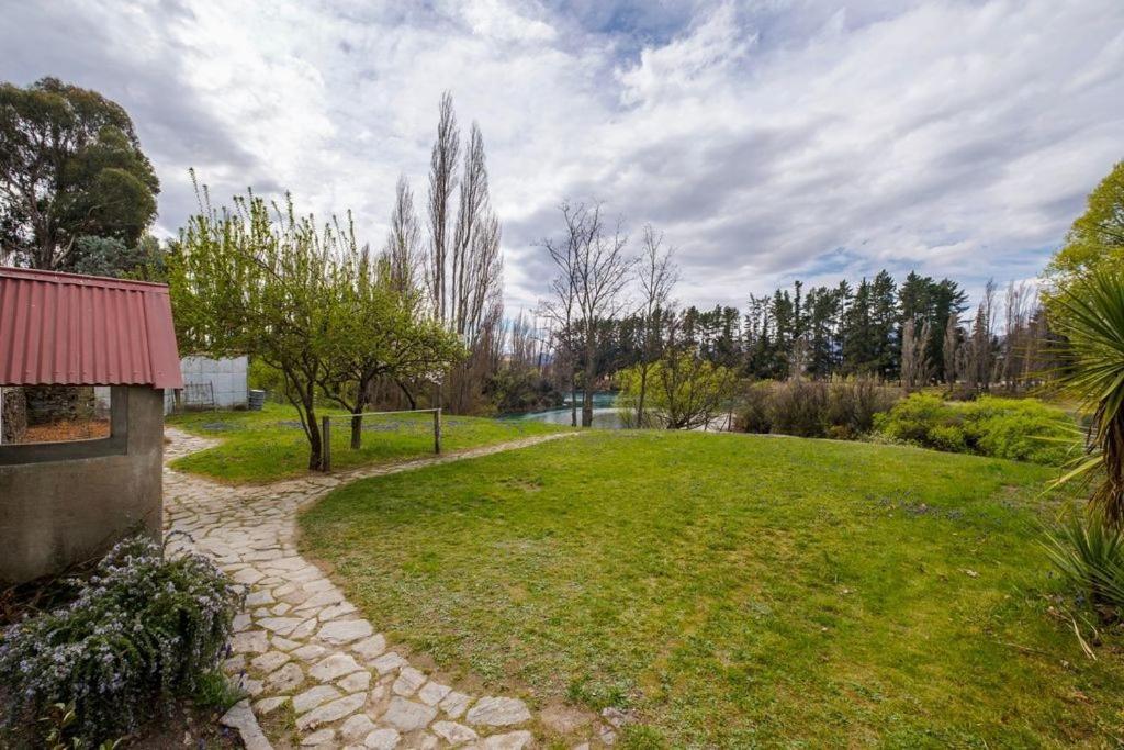 Wanaka Stone Cottage - Wanaka Holiday Home Zewnętrze zdjęcie